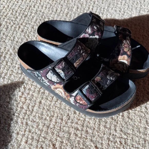 Birkenstock Black Floral Buckle Sandals - Picture 3 of 5